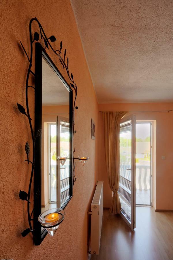 Ranch Terra Hotel Irinovac Bagian luar foto